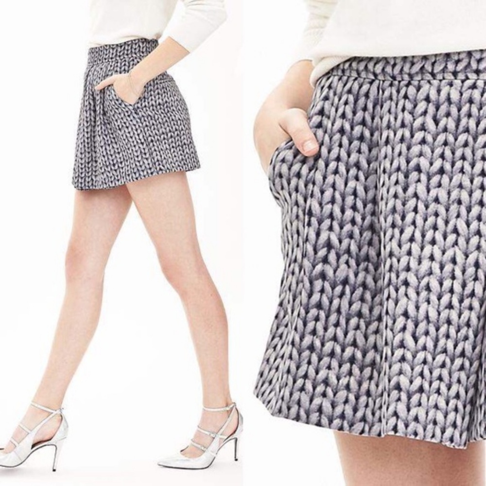 Banana Rep Yarn Printed Trompe L'oeil Shorts Pleat - Picture 2 of 6